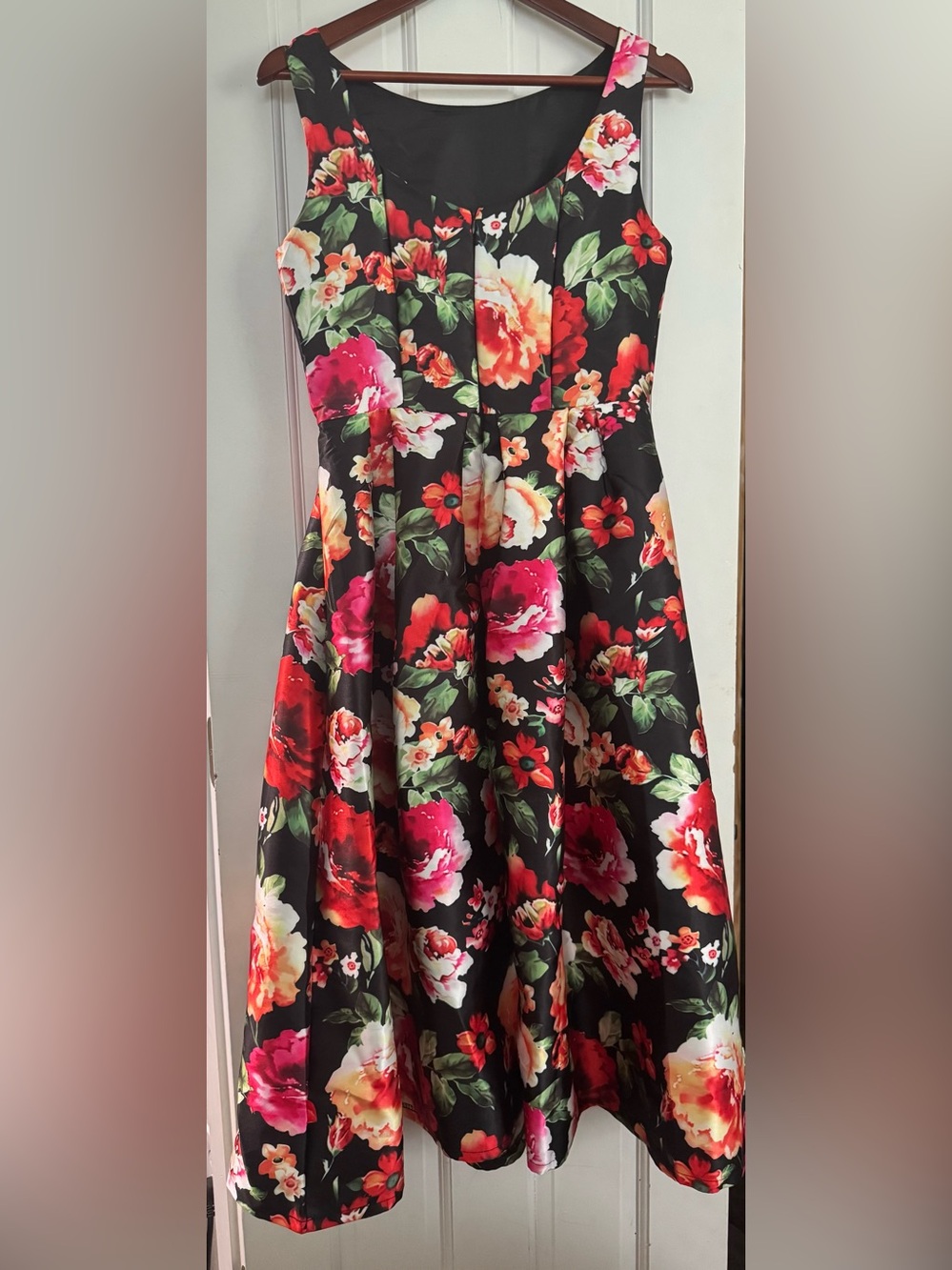 Chicwish Black Floral Midi Dress with Red, Pink & Cream Blooms - Picture 2 of 6